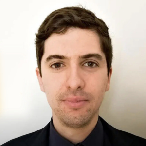 Oliver Fenghour, Founding Director of Advance